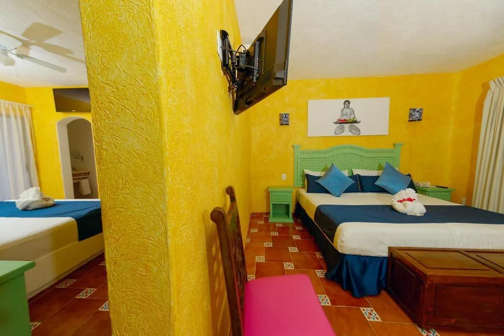 Pavoreal Beach Resort Tulum 4*,