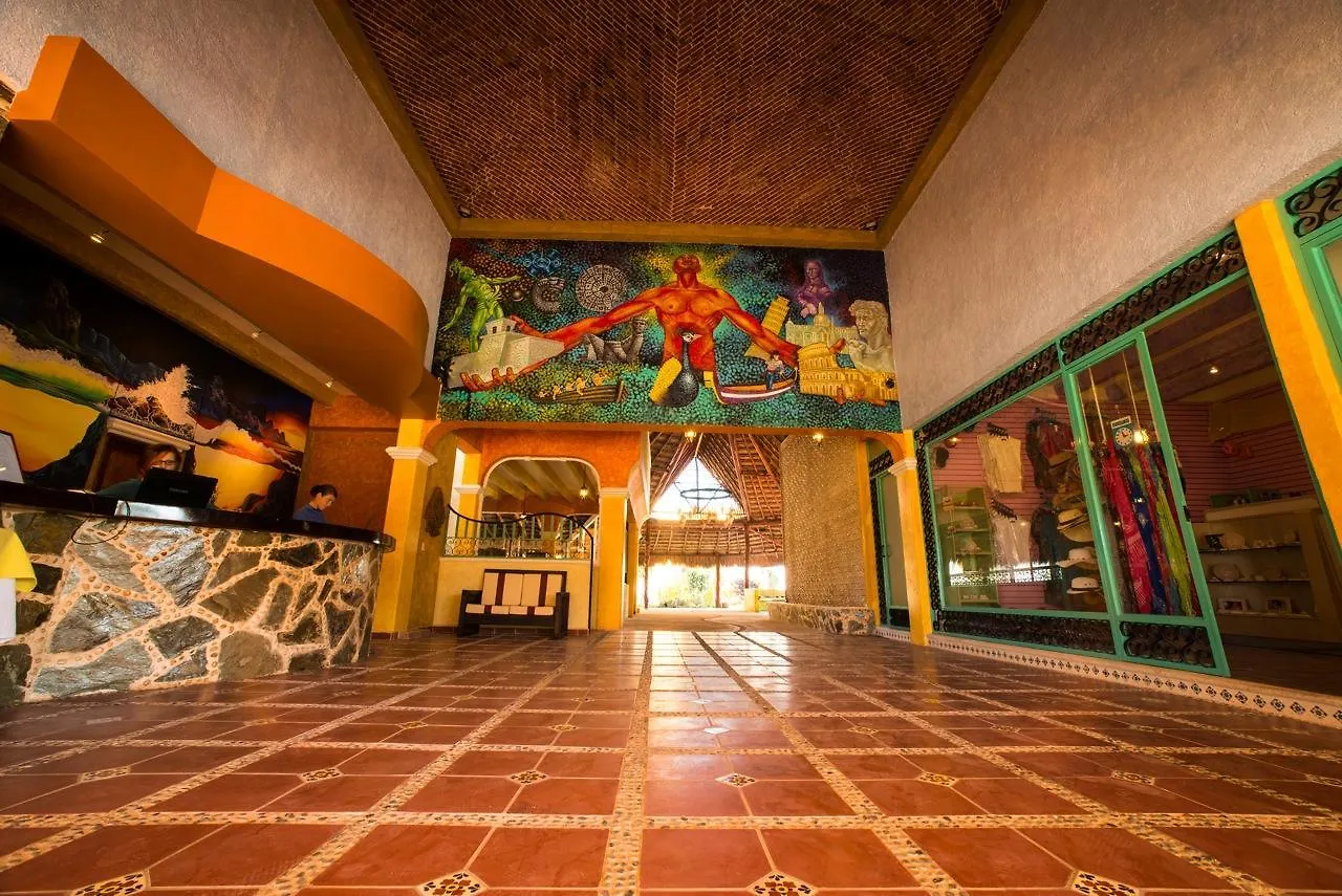 Pavoreal Beach Resort Tulum Hotel